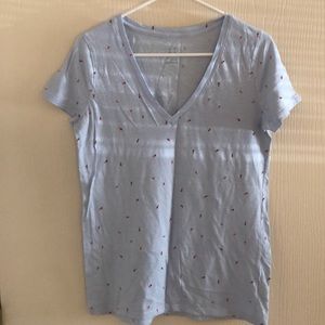 ❌SOLD❌V neck tee